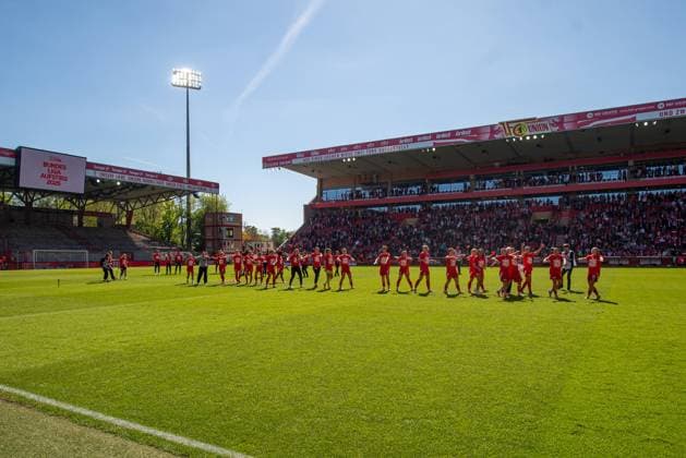 Soccer, Women, Season 2024 2025, 2 Bundesliga 23 Matchday , 1 FC Union Berlin Borussia Mönchengladbach, Union celebrates promotion to 1 Bundesliga, 27 04 2025, Copyright: xSebastianxRäppold MatthiasxKochx