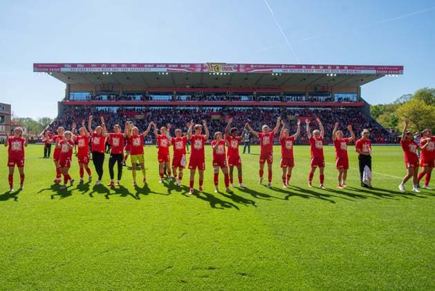 Soccer, Women, Season 2024 2025, 2 Bundesliga 23 Matchday , 1 FC Union Berlin Borussia Mönchengladbach, Union celebrates promotion to 1 Bundesliga, 27 04 2025, Copyright: xSebastianxRäppold MatthiasxKochx