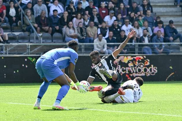 Angers SCO v LOSC Lille - Ligue 1 McDonald s 2024 2025 25 Abdoulaye BAMBA (sco) during the Ligue 1 McDonald s match between Angers and Lille at Stade Raymond Kopa on April 27, 2025 in Angers, France. Angers France  Copyright: xFEPx 776313174