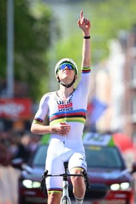 Liege Bastogne Liege 2025 Cycling Race LIEGE, BELGIUM - APRIL 27 : Pogacar Tadej (SLO) of UAE Team Emirates - XRG celebrating his victory during the 111th edition of Liege Bastogne Liege an UCI World Tour 1.UWT cycling race for Men Elite of 252 km with start and finish in Liege on April 27, 2025 in Liege, Belgium, 27 04 2025 Liege Belgium  Copyright: xVincentxKalutx
