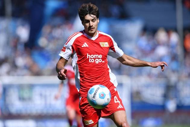 Soccer 1 Bundesliga 31 Matchday VfL Bochum 1 FC Union Berlin on 27 04 2025 at Vonovia Ruhrstadion in Bochum Diogo Leite Berlin DFL regulations prohibit any use of photographs as image sequences and or quasi video xRx