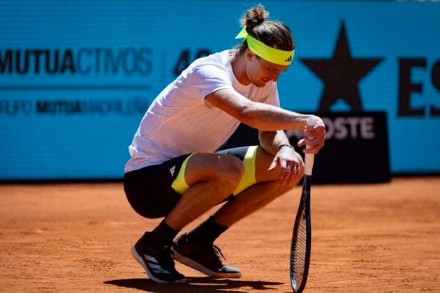 Mutua Madrid Open 2025 Alexander Zverev of Germany looks frustrated against Alejandro Davidovich Fokina of Spain in the Men s Singles Third Round match of the Mutua Madrid Open 2025 tournament celebrated at La Caja Magica on April 27, 2025 in Madrid, Spain. Madrid La Caja Magica Madrid Spain Copyright: xAlbertoxGardinx AGardin_20250427_Mutua_Madrid_Open_0324