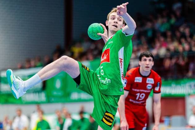 Florian Kranzmann GWD Minden, 05 on seven-meter 7 meter throw GER, GWD Minden vs ASV Hamm Westfalen, Handball, 2 Bundesliga, Matchday 29, Season 2024 2025, 27 04 2025 GER, GWD Minden vs ASV Hamm Westfalen, Handball, 2 Bundesliga, Matchday 29, Season 2024 2025, 27 04 2025 Luebbecke Copyright: xEibner-Pressefoto JanxRollingerx EP_JSK