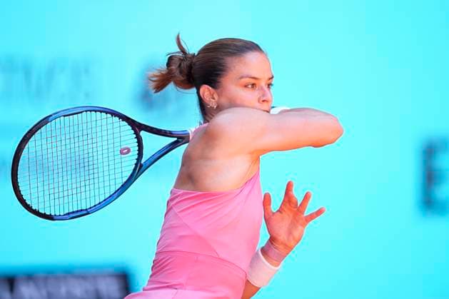 April 27, 2025, Madrid, Madrid, Spain: Maria Sakkari of Greece in action against Jasmine Paolini of Italy during the Mutua Madrid Open 2025, ATP, Tennis Herren Masters 1000 and WTA, Tennis Damen 1000 tennis tournament, celebrated at Caja Magica on April 27, 2025 in Madrid, Spain. Madrid Spain - ZUMAa181 20250427_zaa_a181_170 Copyright: xOscarxJ.xBarrosox