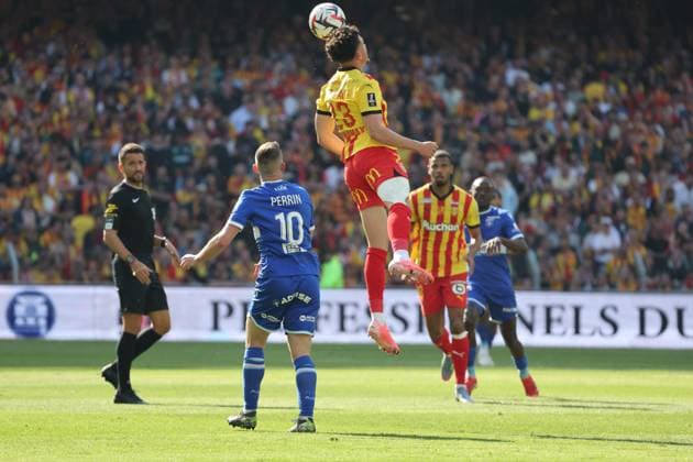 FOOTBALL : RC Lens vs AJ Auxerre - Ligue 1 - 27 04 2025 Neil EL AYNAOUI (RC Lens) lors du match RC Lens vs AJ Auxerre, Ligue 1, stade Bollaert-Delelis, le 27 avril 2025 - photo Laurent Sanson PsnewZ  Copyright: xLaurentxSANSONx xPsnewZx