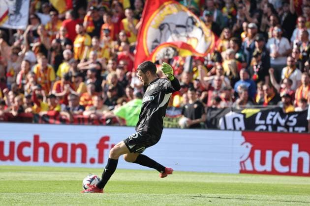 FOOTBALL : RC Lens vs AJ Auxerre - Ligue 1 - 27 04 2025 Mathew RYAN (RC Lens) lors du match RC Lens vs AJ Auxerre, Ligue 1, stade Bollaert-Delelis, le 27 avril 2025 - photo Laurent Sanson PsnewZ  Copyright: xLaurentxSANSONx xPsnewZx