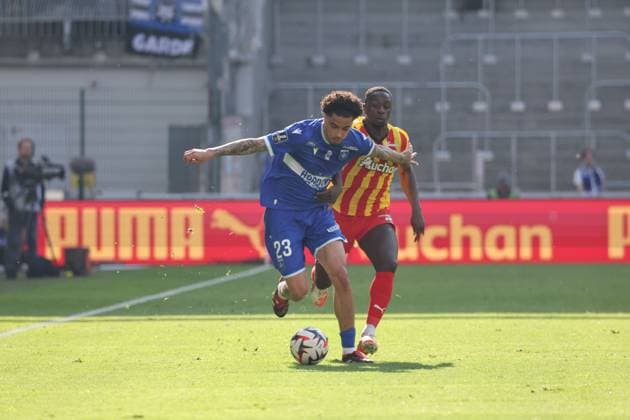 FOOTBALL : RC Lens vs AJ Auxerre - Ligue 1 - 27 04 2025 Ki-Jana HOEVER (AJ Auxerre) lors du match RC Lens vs AJ Auxerre, Ligue 1, stade Bollaert-Delelis, le 27 avril 2025 - photo Laurent Sanson PsnewZ  Copyright: xLaurentxSANSONx xPsnewZx