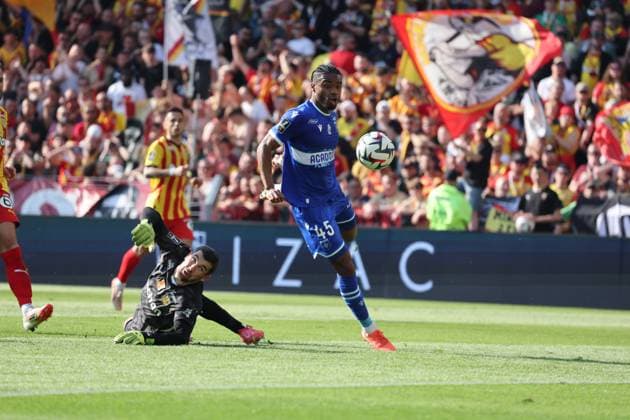 FOOTBALL : RC Lens vs AJ Auxerre - Ligue 1 - 27 04 2025 but de Ado ONAIWU (AJ Auxerre) lors du match RC Lens vs AJ Auxerre, Ligue 1, stade Bollaert-Delelis, le 27 avril 2025 - photo Laurent Sanson PsnewZ  Copyright: xLaurentxSANSONx xPsnewZx