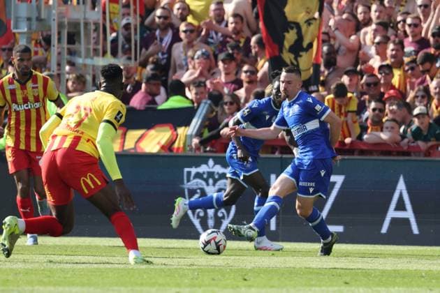 FOOTBALL : RC Lens vs AJ Auxerre - Ligue 1 - 27 04 2025 GaÃ«tan PERRIN (AJ Auxerre) lors du match RC Lens vs AJ Auxerre, Ligue 1, stade Bollaert-Delelis, le 27 avril 2025 - photo Laurent Sanson PsnewZ  Copyright: xLaurentxSANSONx xPsnewZx