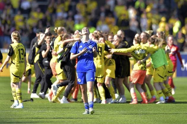Borussia Dortmund Schalke 04 FOR EDITORIAL PURPOSES ONLY EDITORIAL USE ONLY p Soccer Women Westfalenliga 23 GAME DAY Borussia Dortmund Schalke 04 on 27 04 2025 at Stadion Rote Erde in Dortmund Dana Marie Salic Schalke 04 is angry about the derby defeat Germany North Rhine-Westphalia Dortmund Copyright ThorstenxTillmann Copyright: ThorstenxTillmann doc80e4mbzepidt0hl2f35 ,EDITORIAL USE ONLY Copyright: ThorstenxTillmann