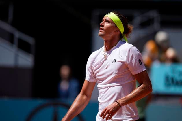 April 27, 2025, Madrid, Madrid, Spain: Alexander Zverev of Germany in action against Alejandro Davidovich Fokina of Spain during the Mutua Madrid Open 2025, ATP, Tennis Herren Masters 1000 and WTA, Tennis Damen 1000 tennis tournament, celebrated at Caja Magica on April 27, 2025 in Madrid, Spain. Madrid Spain - ZUMAa181 20250427_zaa_a181_228 Copyright: xOscarxJ.xBarrosox