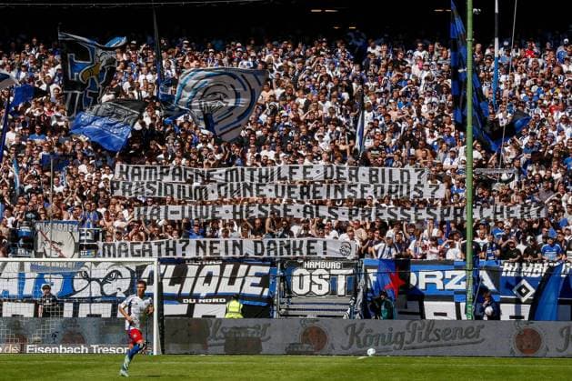 HSV fans on the north stand criticize the possible line-up of Felix Magath for the election of the president with banner campaign with the help of the picture presidium without club focus Kai Uwe Hesse as press spokesman Magath, no thanks Germany , Hamburg , Volksparkstadion , Football , 2 Bundesliga , Hamburger SV Karlsruher SC