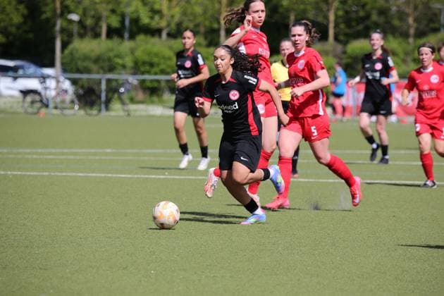 27 04 2025 xmgoodx Offenbach Football Regionalliga Süd Season 2024 2025 Women Kickers Offenbach vs Eintracht Frankfurt U19 Amira Kallouch SGE U19