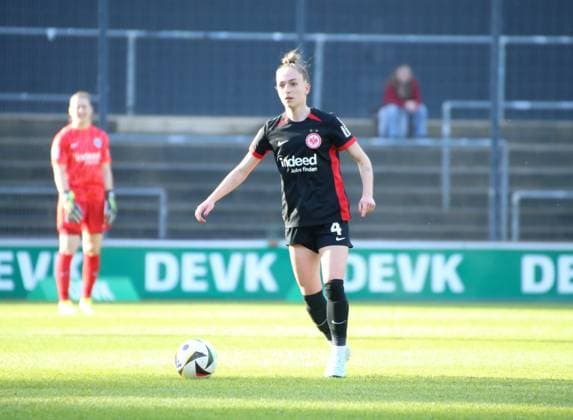 27 04 2025, xgrfx, Soccer Google Pixel Women Bundesliga, 1 FC Köln Eintracht Frankfurt v l Sophia Kleinherne Eintracht Frankfurt DFL DFB REGULATIONS PROHIBIT ANY USE OF PHOTOGRAPHS as IMAGE SEQUENCES and or QUASI VIDEO Köln
