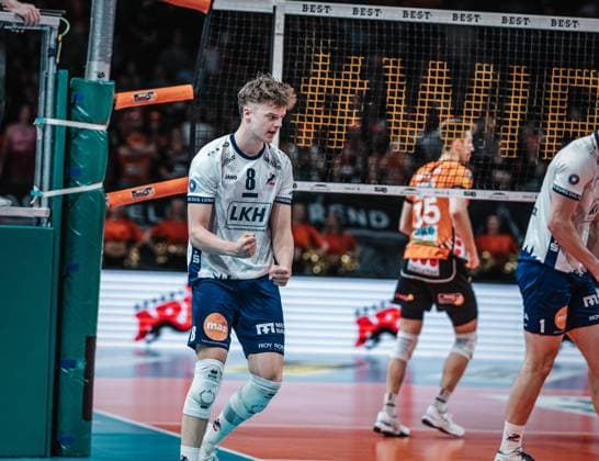 Volleyball Men Season 2024 2025 Volleyball Bundesliga Playoff Final Game 1 BR Volleys vs SVG Lüneburg 27 04 2025 Theo Mohwinkel 8 SVG Lüneburg cheers Berlin Max Schmeling Halle Berlin Germany