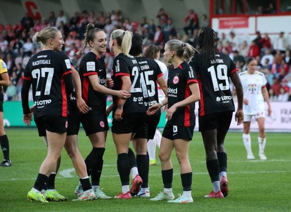 27 04 2025, xgrfx, Soccer Google Pixel Women Bundesliga, 1 FC Köln Eintracht Frankfurt v l Tor, Elisa Senß Eintracht Frankfurt DFL DFB REGULATIONS PROHIBIT ANY USE OF PHOTOGRAPHS as IMAGE SEQUENCES and or QUASI VIDEO Köln