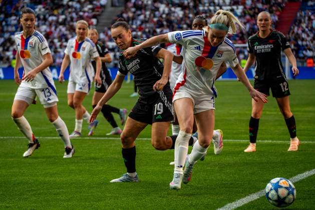 OL Féminin - Arsenal à Décines-Charpeiu le 27 avril 2025. Nicolas Liponne MAXPPP - Décines-Charpieu 27 04 2025 Match entre l Olympique Lyonnais Féminin (OL) et Arsenal Women Football Club, pour la demi-finale retour de la ligue des champions féminine au stade de Lyon Groupama Stadium, à Décines-Charpieu le 27 avril 2025. Match between Olympique Lyonnais Féminin (OL) and Arsenal Women Football Club, for the second leg of the Women s Champions League semi-final at Lyon s Groupama Stadium, Décines-Charpieu on April 27, 2025. Décines-Charpieu Auvergne-Rhône-Alpes FRANCE  Copyright: xMAXPPPxNicolasxLiponnex NLP202504270538 NLP202504270538