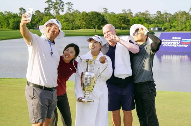 Golf: Chevron Championship Japanese golfer Mao Saigo (C) poses for a photo after winning the Chevron Championship in a five-way playoff at The Club at Carlton Woods in The Woodlands, Texas, on April 27, 2025.  A14AA0004499951P