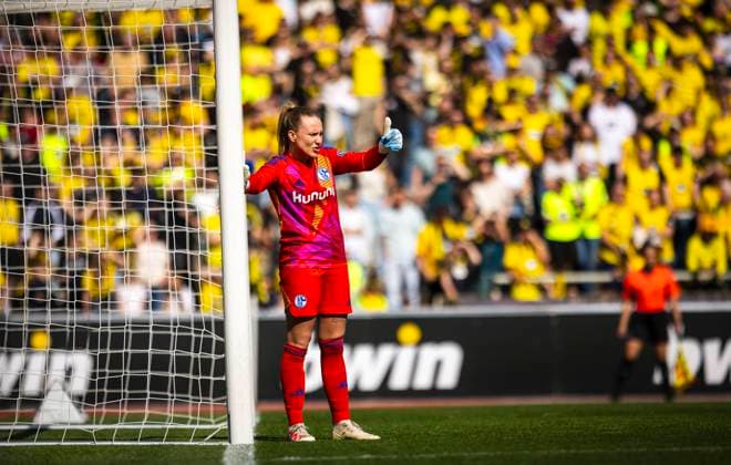 Dortmund, Germany 27th Apr 2025 Julia Matuszek S04 Borussia Dortmund BVB Women I FC Schalke 04 27 04 2025
