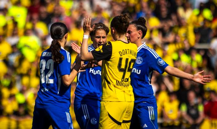 Dortmund, Germany 27th Apr 2025 DILARA SOLEY DELI S04 Dana Celine Marquardt BVB Borussia Dortmund BVB Women I FC Schalke 04 27 04 2025