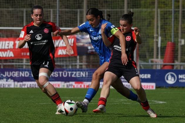 27 04 2025 Soccer Season 2024 2025 2 Women Soccer Bundesliga 23 Matchday 1 FC Nürnberg FCN Club Clubfrauen SV Meppen Sportfoto Zink ChPr xdcxcpx 27 04 2025 Soccer Season 2024 2025 2 Women Soccer Bundesliga 23 Matchday 1 FC Nürnberg FCN Club Clubfrauen SV Meppen Sportfoto Zink ChPr xdcxcpx Jonna Brengel 17, 1 FC Nürnberg FCN , Selma Licina 18, SV Meppen , Marina Scholz 7, 1 FC Nürnberg FCN