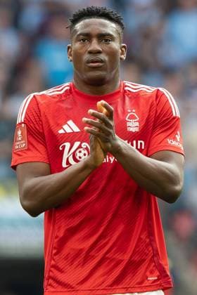 Nottingham Forest FC v Manchester City FC Nottingham Forest striker Taiwo Awoniyi (9) shows his appreciation to the Nottingham Forest fans, supporters after the Nottingham Forest FC v Manchester City FC Emirates FA Cup Semi-Final Match at Wembley Stadium, London, United Kingdom on 27 April 2025 Credit: Ian Stephen Every Second Media Editorial use only. All images are copyright Every Second Media Limited. No images may be reproduced without prior permission. All rights reserved. Premier League and Football League images are subject to licensing agreements with Football DataCo Limited. see https: www.football-dataco.com Copyright: xIMAGO EveryxSecondxMediax ESM-1446-0126 IanxStephenx xEveryxSecondxMediax