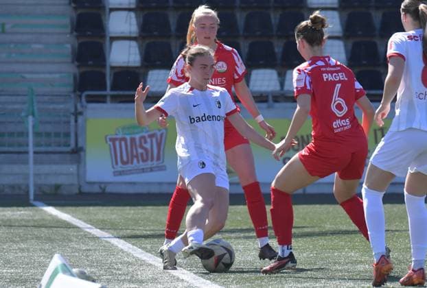 27 04 2025, Soccer, GER, 2 WOMEN BUNDESLIGA, Season 2024 2025, Matchday 23, TÖNNIES ARENA, RHEDA WIEDENBRÜCK FSV Gütersloh SC Freiburg II 0 4 Nora Scherer SC Freiburg II , Action, Single image, Landscape