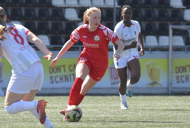 Football, Women, 2nd BL, FSV Gütersloh - SC Freiburg II