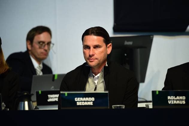 28 04 2025 Moenchengladbach Fußball, Herren, Saison 2024 2025, Mitgliederversammlung Borussia Moenchengladbach Gerardo Seoane Trainer Gladbach DFL regulations prohibit any use of photographs as image sequences and or quasi video Borussia Park NRW Germany
