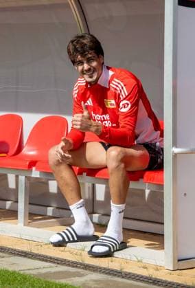 Football, Men, Season 2024 2025, 1 Bundesliga, 1 FC Union Berlin, Training, Diogo Leite 1 FC Union Berlin on the bench, 29 04 2025, Copyright: xMatthiasxKochx