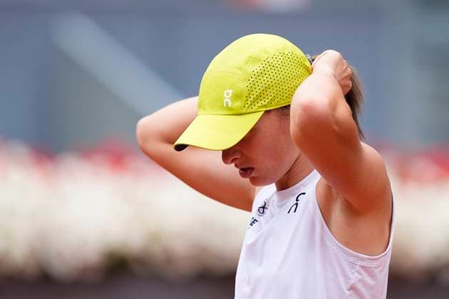 April 29, 2025, Madrid, Madrid, Spain: Iga Swiatek of Poland in action against Diana Shnaider of Russia during the Mutua Madrid Open 2025, ATP, Tennis Herren Masters 1000 and WTA, Tennis Damen 1000 tennis tournament, celebrated at Caja Magica on April 29, 2025 in Madrid, Spain. Madrid Spain - ZUMAa181 20250429_zaa_a181_006 Copyright: xOscarxJ.xBarrosox