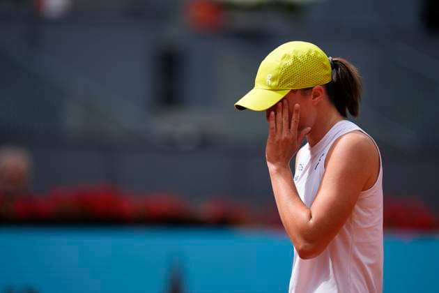April 29, 2025, Madrid, Madrid, Spain: Iga Swiatek of Poland in action against Diana Shnaider of Russia during the Mutua Madrid Open 2025, ATP, Tennis Herren Masters 1000 and WTA, Tennis Damen 1000 tennis tournament, celebrated at Caja Magica on April 29, 2025 in Madrid, Spain. Madrid Spain - ZUMAa181 20250429_zaa_a181_025 Copyright: xOscarxJ.xBarrosox