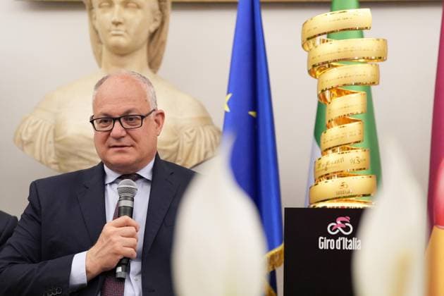 Roberto Gualtieri during the Presentation of the Grand Arrival of Giro d Italia 108 in Rome, Italy - Tuesday April 29, 2025 - cycling ( Photo by Alfredo Falcone LaPresse )  Copyright: xAlfredoxFalcone LaPressex