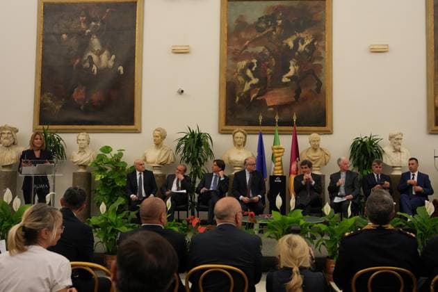 Cristina Fantoni Stefano Baringelli Mauro Vegni Alessandro Onorato Roberto Gualtieri Urbano Cairo Paul Tighe Paolo Bellino Vincenzo Nibali during the Presentation of the Grand Arrival of Giro d Italia 108 in Rome, Italy - Tuesday April 29, 2025 - cycling ( Photo by Alfredo Falcone LaPresse )  Copyright: xAlfredoxFalcone LaPressex