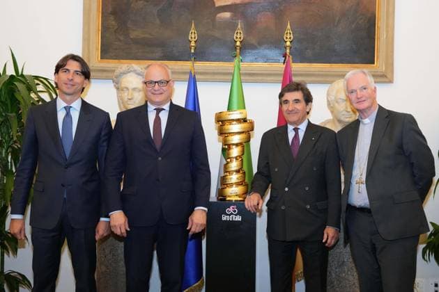 Alessandro Onorato Roberto Gualtieri Urbano Cairo Paul Tighe during the Presentation of the Grand Arrival of Giro d Italia 108 in Rome, Italy - Tuesday April 29, 2025 - cycling ( Photo by Alfredo Falcone LaPresse )  Copyright: xAlfredoxFalcone LaPressex