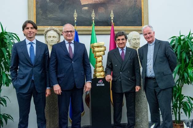 Alessandro Onorato, Roberto Gualtieri, Urbano Cairo, Paul Tighe, Presentazione dell™Arrivo del Giro d™Italia in Campidoglio, Roma, MartedÃ¬ 29 Aprile, 2025 (foto Valentina Stefanelli LaPresse) Alessandro Onorato, Roberto Gualtieri, Urbano Cairo, Paul Tighe, at the Presentation of the Giro d™Italia Arrival in Campidoglio, Rome, Tuesday 29 April 2025 (photo Valentina Stefanelli LaPresse)  Copyright: xValentinaxStefanelli LaPressex