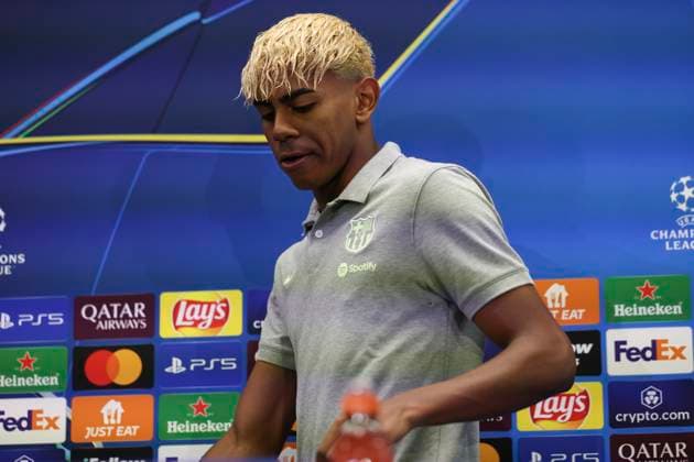 April 29, 2025, Sant Joan Despi, Barcelona, SPAIN: Lamine Yamal of FC Barcelona, Barca attends his press conference, PK, Pressekonferenz during the training day of FC Barcelona ahead the UEFA Champions League, football match against FC Internazionale Milano at Ciudad Esportiva Joan Gamper on April 29, 2025 in Sant Joan Despi, Barcelona, Spain. Sant Joan Despi SPAIN - ZUMAa181 20250429_zaa_a181_055 Copyright: xJavierxBorregox