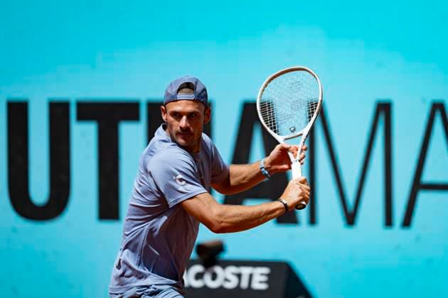 Mutua Madrid Open 2025 Tommy Paul of the USA plays a backhand against Karen Khachanov during their match at the Mutua Madrid Open 2025 tournament celebrated at La Caja Magica on April 29, 2025 in Madrid, Spain. Madrid La Caja Magica Madrid Spain Copyright: xAlbertoxGardinx AGardin_20250429_Mutua_Madrid_Open_0340