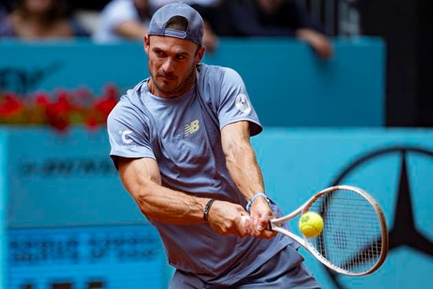 Mutua Madrid Open 2025 Tommy Paul of the USA plays a backhand against Karen Khachanov during their match at the Mutua Madrid Open 2025 tournament celebrated at La Caja Magica on April 29, 2025 in Madrid, Spain. Madrid La Caja Magica Madrid Spain Copyright: xAlbertoxGardinx AGardin_20250429_Mutua_Madrid_Open_0358