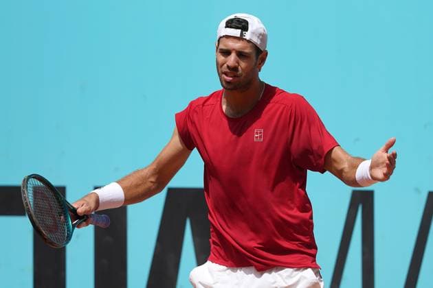 MADRID OPEN TENNIS 2025. ATP, Tennis Herren DE KHACHANOV (ARM) v PAUL (USA). Karen Khachanov, Armenia, during Madrid Open Tennis 2025 match. April 29, 2025.(ALTERPHOTOS Acero) MadridSpain  Copyright: xAcerox