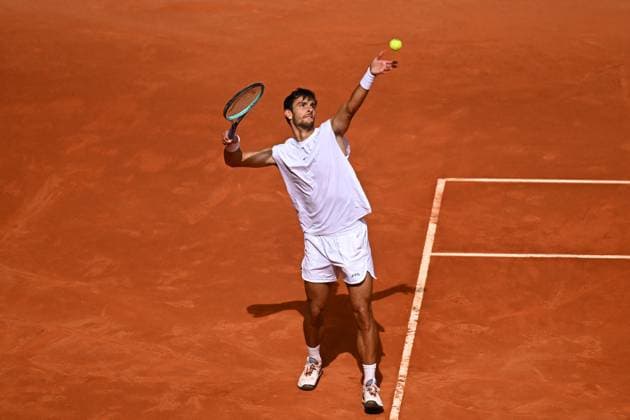 Mutua Madrid Open - Men s Third Round Lorenzo Musetti (ITA) during his third round match at the Mutua Madrid Open in Madrid , Spain, on April, 29, 2025. Photo by Corinne Dubreuil ABACAPRESS.COM Madrid Spain  Copyright: xDubreuilxCorinne ABACAx