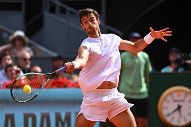 Mutua Madrid Open - Men s Third Round Lorenzo Musetti (ITA) during his third round match at the Mutua Madrid Open in Madrid , Spain, on April, 29, 2025. Photo by Corinne Dubreuil ABACAPRESS.COM Madrid Spain  Copyright: xDubreuilxCorinne ABACAx