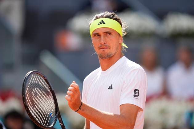 April 29, 2025, Madrid, Madrid, Spain: Alexander Zverev of Germany in action against Francisco Cerundolo of Argentina during the Mutua Madrid Open 2025, ATP, Tennis Herren Masters 1000 and WTA, Tennis Damen 1000 tennis tournament, celebrated at Caja Magica on April 29, 2025 in Madrid, Spain. Madrid Spain - ZUMAa181 20250429_zaa_a181_313 Copyright: xOscarxJ.xBarrosox