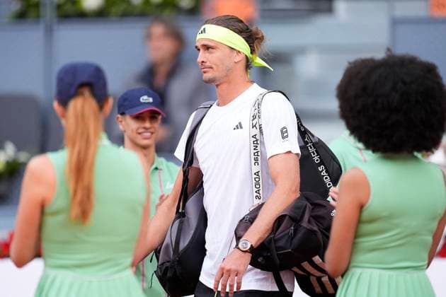 April 29, 2025, Madrid, Madrid, Spain: Alexander Zverev of Germany in action against Francisco Cerundolo of Argentina during the Mutua Madrid Open 2025, ATP, Tennis Herren Masters 1000 and WTA, Tennis Damen 1000 tennis tournament, celebrated at Caja Magica on April 29, 2025 in Madrid, Spain. Madrid Spain - ZUMAa181 20250429_zaa_a181_311 Copyright: xOscarxJ.xBarrosox