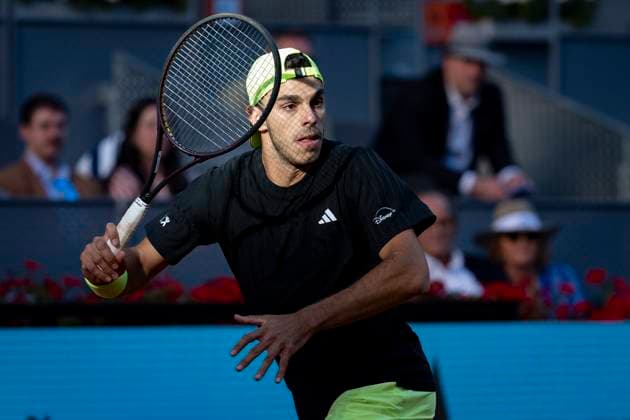 Mutua Madrid Open 2025 Francisco Cerundolo of Argentina is in action against Alexander Zverev of Germany in the match of the Mutua Madrid Open 2025 tournament celebrated at La Caja Magica on April 29, 2025 in Madrid, Spain. Madrid La Caja Magica Madrid Spain Copyright: xAlbertoxGardinx AGardin_20250429_Mutua_Madrid_Open_0731