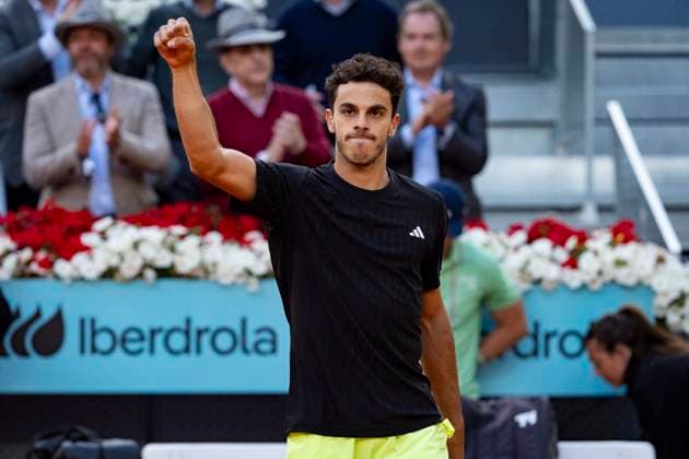 Mutua Madrid Open 2025 Francisco Cerundolo of Argentina celebrates victory after his match against Alexander Zverev of Germany in the match of the Mutua Madrid Open 2025 tournament celebrated at La Caja Magica on April 29, 2025 in Madrid, Spain. Madrid La Caja Magica Madrid Spain Copyright: xAlbertoxGardinx AGardin_20250429_Mutua_Madrid_Open_0751