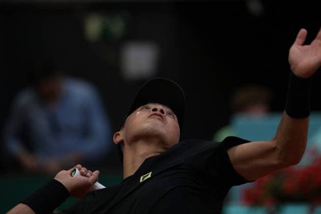 April 29, 2025, Madrid, Madrid, Spain: BRANDON NAKASHIMA of the United States during his match against DANIIL MEDVEDEV of Russia during the Men s Singles Round of 16 match on Day Eight of the Mutua Madrid Open at La Caja Magica. Madrid Spain - ZUMAd308 20250429_zsp_d308_049 Copyright: xJuanxCarlosxLucasx