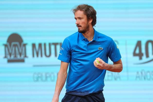 April 29, 2025, Madrid, Madrid, Spain: Daniil Medvedev of Rusia gestures against Brandon Nakashima of USA during the Mutua Madrid Open 2025, ATP, Tennis Herren Masters 1000 and WTA, Tennis Damen 1000 tennis tournament, celebrated at Caja Magica on April 29, 2025 in Madrid, Spain. Madrid Spain - ZUMAa181 20250429_zaa_a181_465 Copyright: xIrinaxR.xHipolitox
