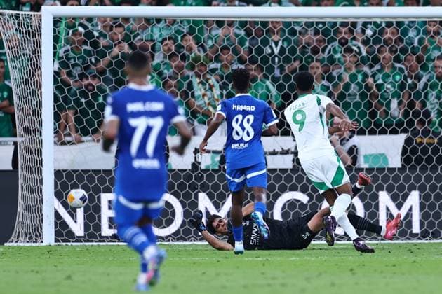 Al-Hilal FC vs Al-Ahli FC - AFC Champions League Elite Semi Finals JEDDAH, SAUDI ARABIA - April 29: Firas Al-Buraikan of Team AL-Ahli scores their third goal during the AFC Champions League Elite Semi Finals match between Al-Hilal FC and Al-Ahli FC FC at King Abdullah Sports City Stadium on April 29, 2025 in Jeddah, Saudi Arabia. Jeddah Saudi Arabia Copyright: xAbdullahxAhmedx
