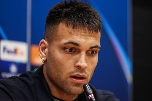April 29, 2025, Barcelona, Barcelona, SPAIN: Lautaro Martinez of FC Internazionale attends his press conference, PK, Pressekonferenz during the training day of FC Internazionale Milano ahead the UEFA Champions League, football match against FC Barcelona, Barca at Estadi Olympic Lluis Companys on April 29, 2025 in Barcelona, Spain. Barcelona SPAIN - ZUMAa181 20250429_zaa_a181_447 Copyright: xJavierxBorregox